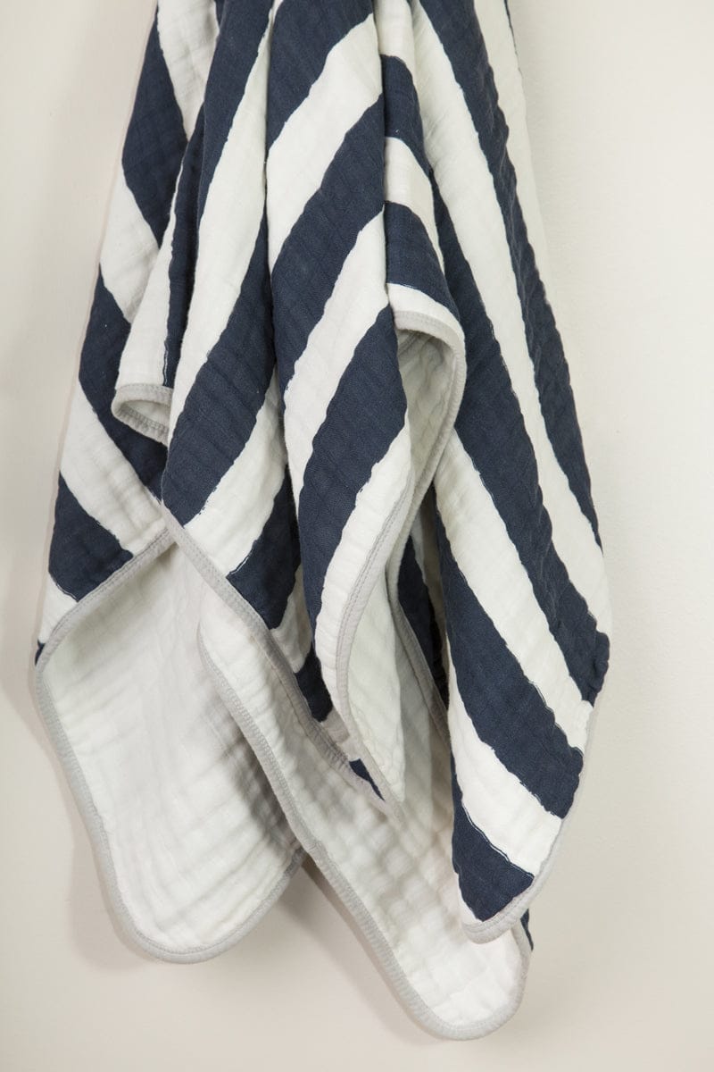 Little Unicorn Cotton Muslin Quilt - Navy Stripe - UB0202