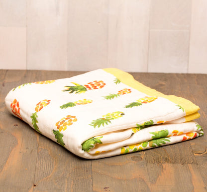 Little Unicorn Deluxe Muslin Quilt - Pineapple - UB0606