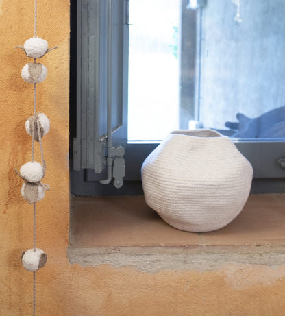 Lorena Canals Basket Bola - Ivory  (1'x 1') - BSK-BOLA-IVO