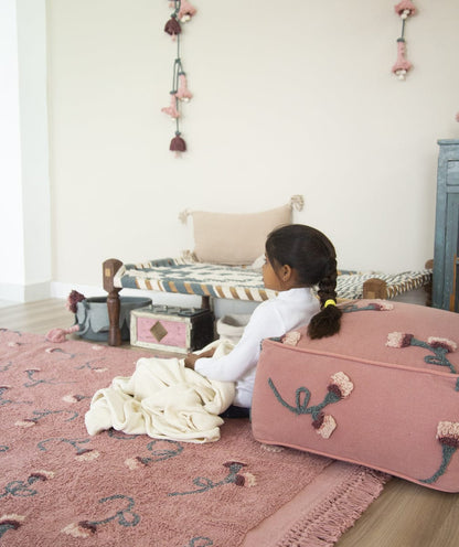 Lorena Canals English Garden Pouffe - Ash Rose (1'9" x 1'9") - P-GARDEN-ASH