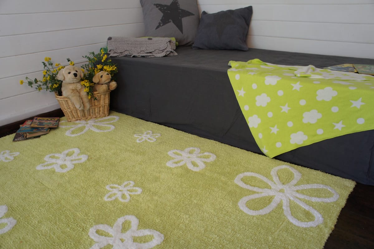 Lorena Canals Flowers Rug - Pistachio (4' x 5' 3") - C-FL-6