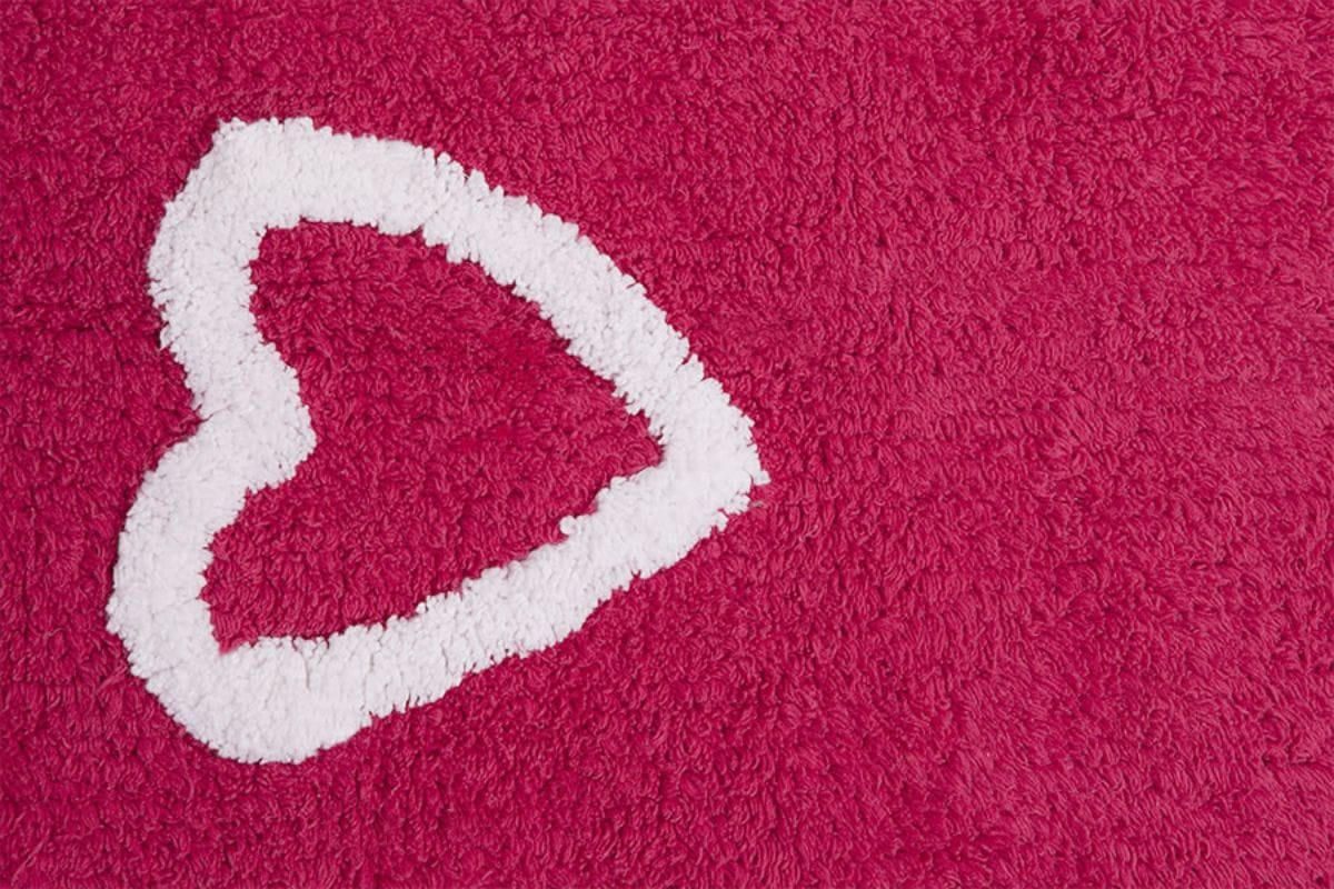 Lorena Canals Hearts Rug - Fucshia (4' x 5' 3") - C-COR-00