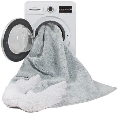 Lorena Canals Puffy Wings Rug (4'x 5'3") - C-PUFFY-WINGS