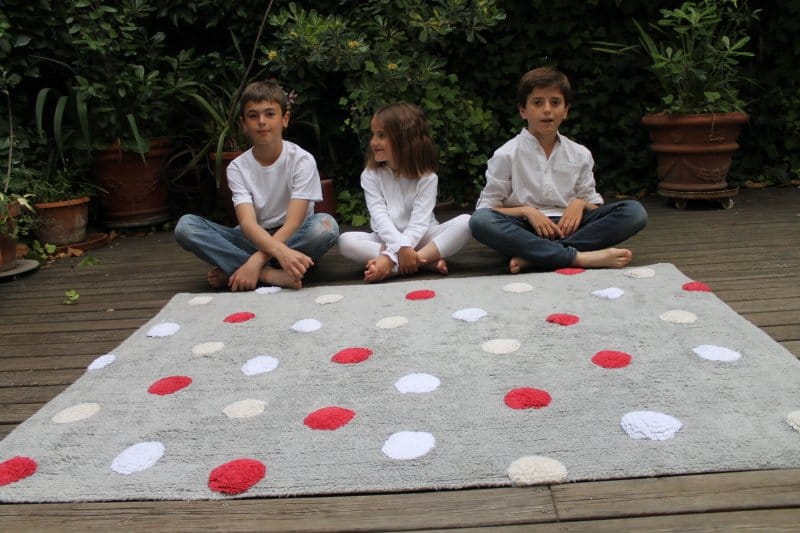 Lorena Canals Tricolor Polka Dots Rug - Red (4' x 5' 3") - C-TT-3