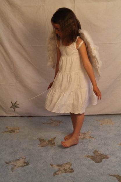 Lorena Canals Wings Rug - Blue/Silver (4' 8" x 6' 7") - C-WINGS-BS