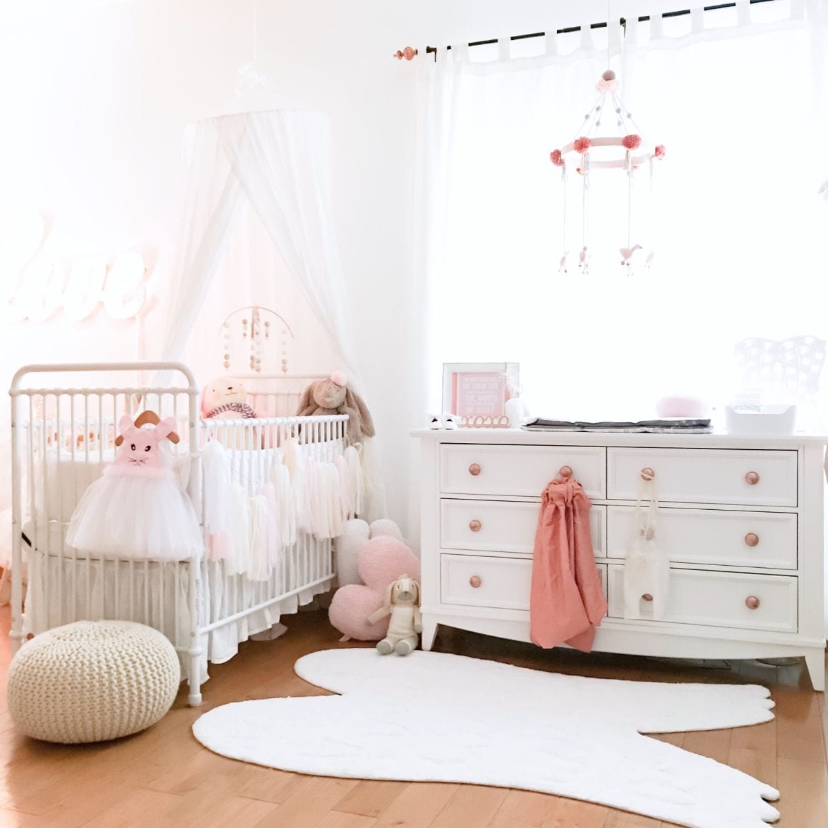 Lorena Canals Wings Silhouette Rug (4' x 5' 3") - C-WING