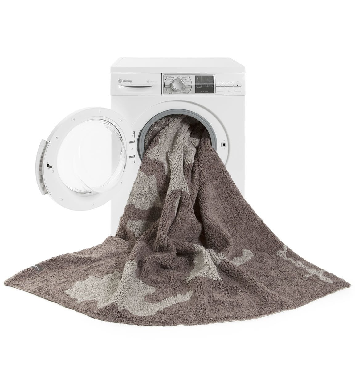 Lorena Canals World Map Rug (4' 8" x 6' 7") - C-MAP