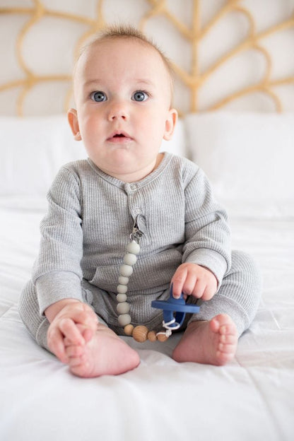 Loulou Lollipop Color Block Silicone & Wood Pacifier Clip - Cool Gray - CBLOCGR