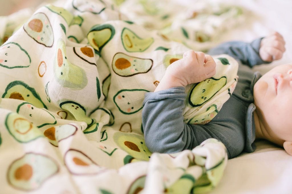 Loulou Lollipop Luxe Muslin Swaddle - Avocado - SWAVO