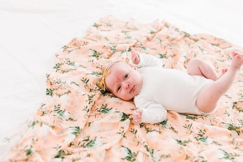 Loulou Lollipop Luxe Muslin Swaddle - Blushing Protea - SWPROTEA