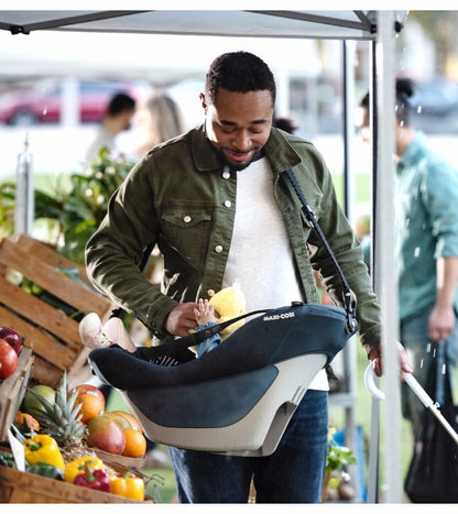 Maxi-Cosi Tayla + Coral XP Travel System - Essential Graphite - CV369FNB-IC313FNB