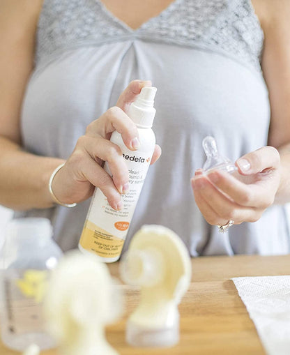 Medela Quick Clean Breast Pump & Accessory Sanitizer 8oz - 101035691