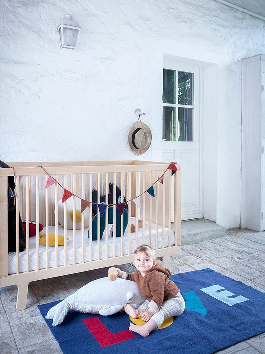 Oeuf Love Rug - 3x5 - R10117B