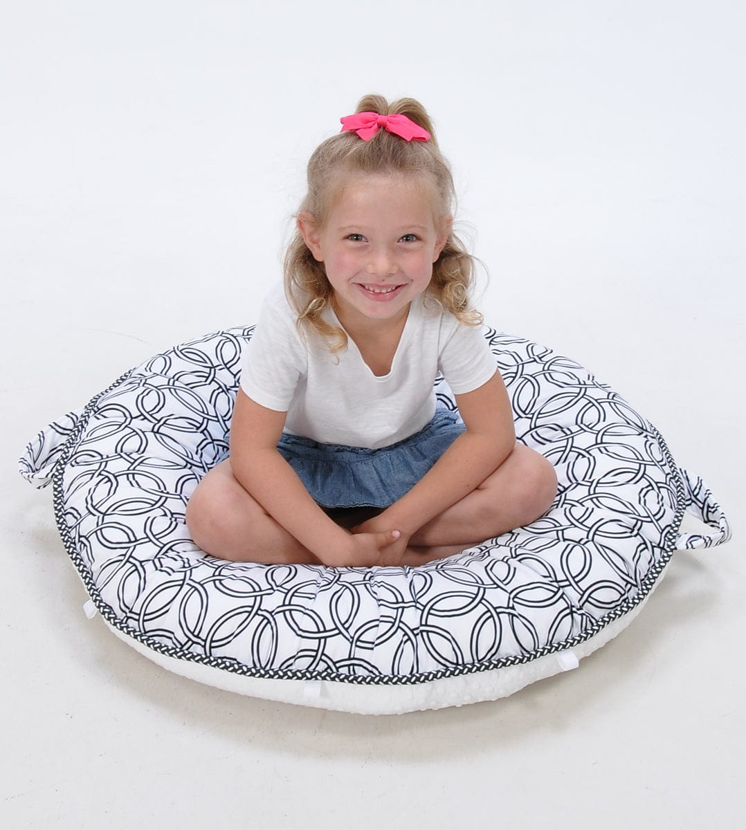 Pello Floor Pillow - Brett/Ivory - 8.54421E+11