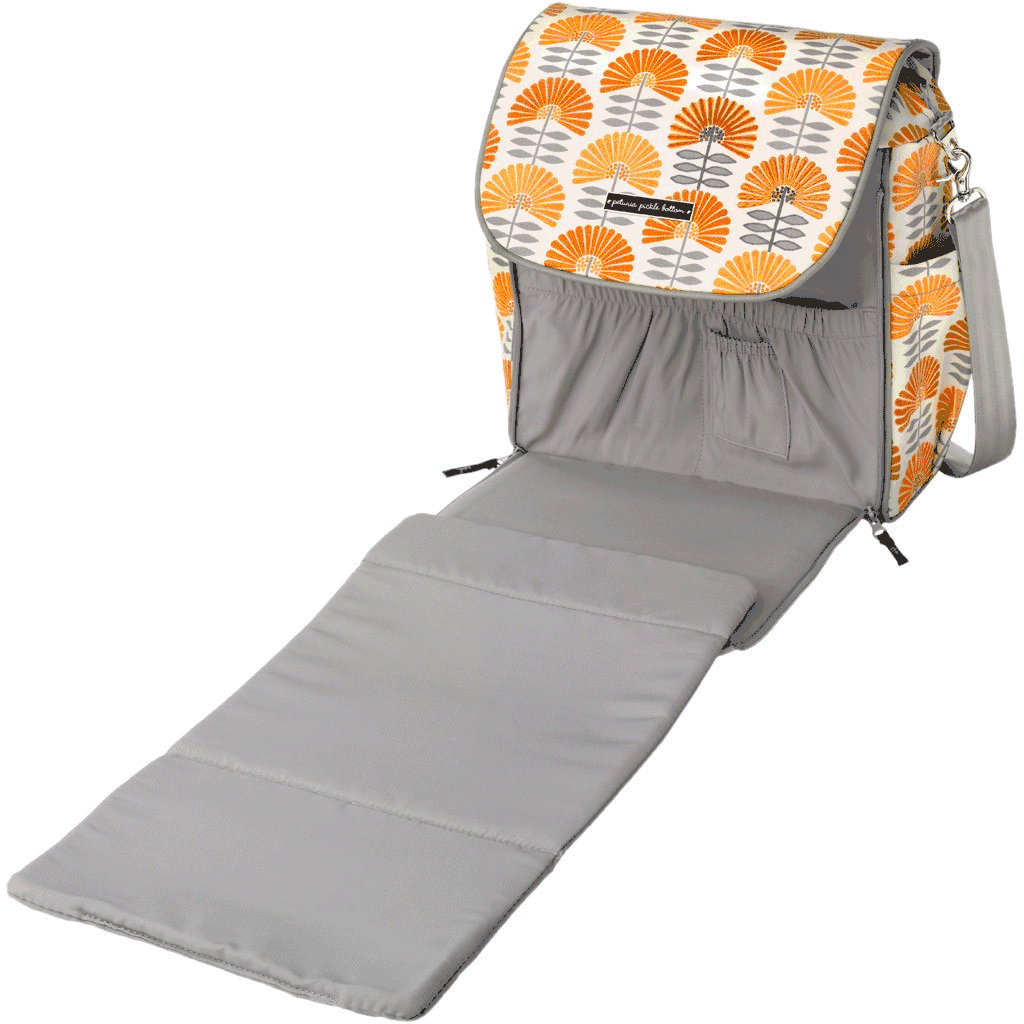 Petunia Pickle Bottom Boxy Backpack Diaper Bag in Daydreaming in Dax