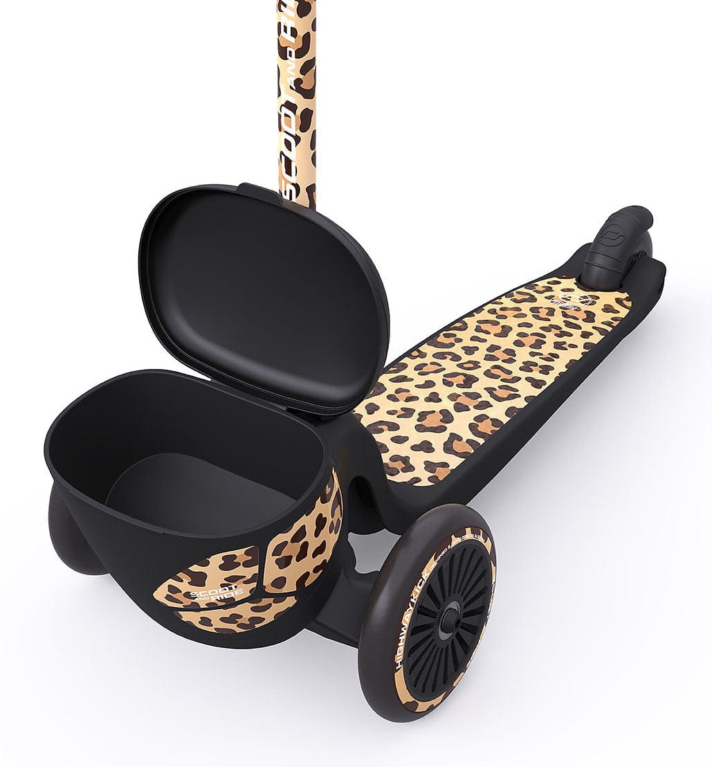 Scoot & Ride Highwaykick 2 Lifestyle Scooter - Leopard - SRUS-HWK2-LEOPARD