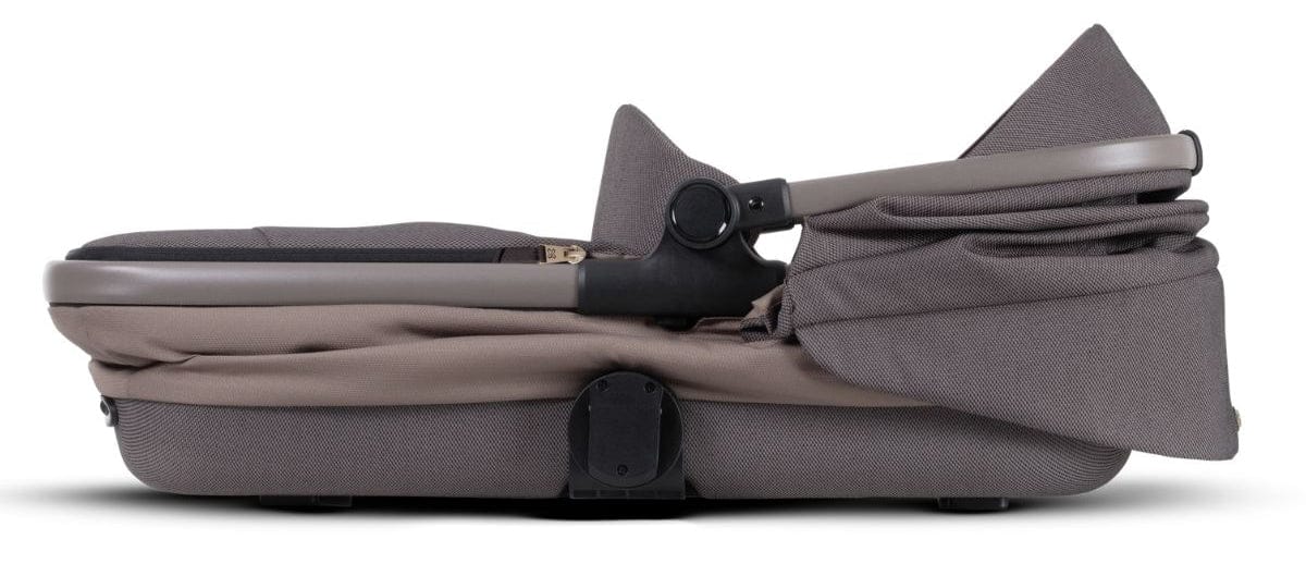 Silver Cross Reef Folding Bassinet - Earth - SX2274-EAUS