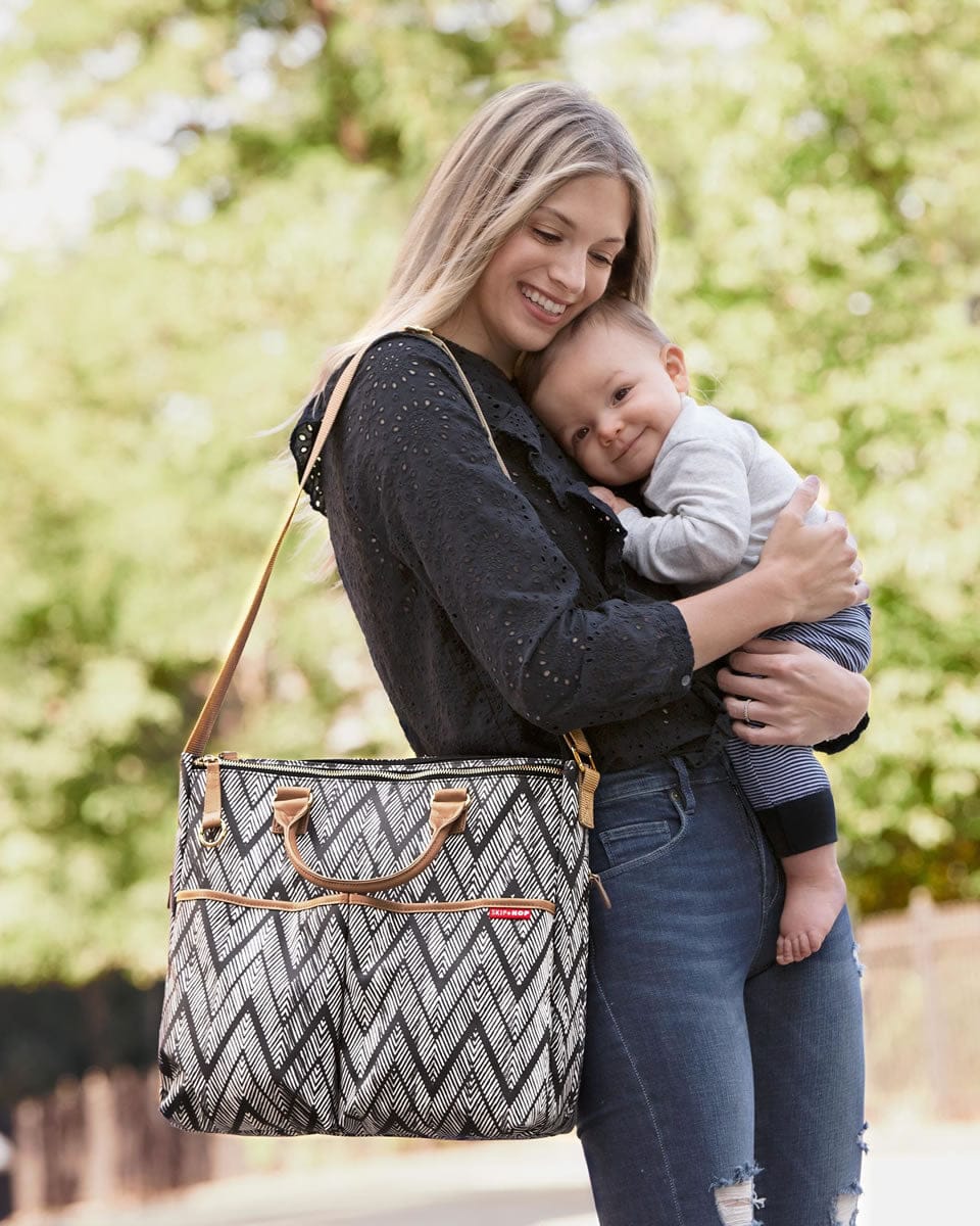 Skip Hop Duo Signature Diaper Bag, Special Edition - Zig Zag Zebra