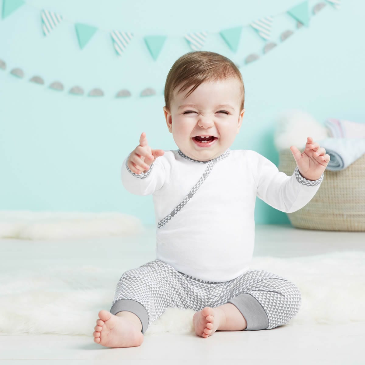 Skip Hop Petite Triangles 2-Pack Long Sleeve Bodysuits - Grey (6 Months) - 279275-6M