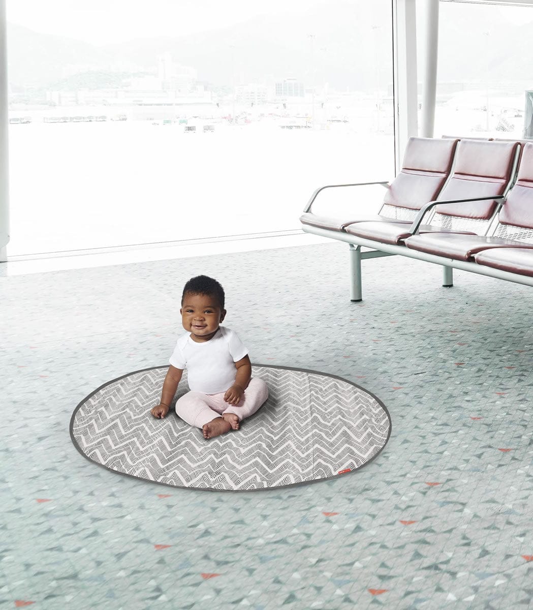 Skip Hop Round Trip Travel Mat - Grey Zig Zag - 274150