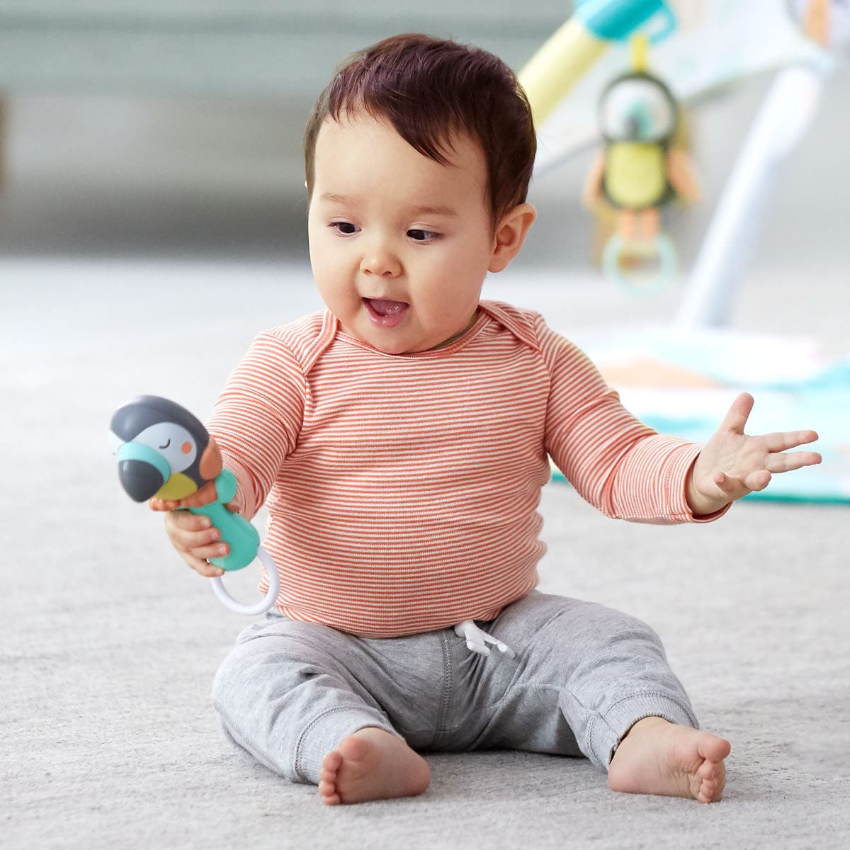 Skip Hop Tropical Paradise Toucan Maraca