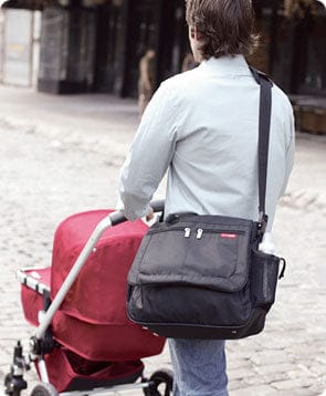 Skip Hop Via Messenger Diaper Bag - Black - 210000