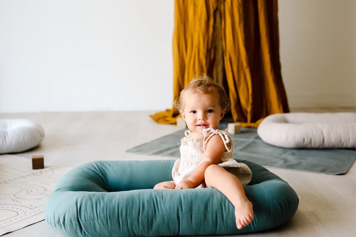 Snuggle Me Organic Infant Lounger - Moss