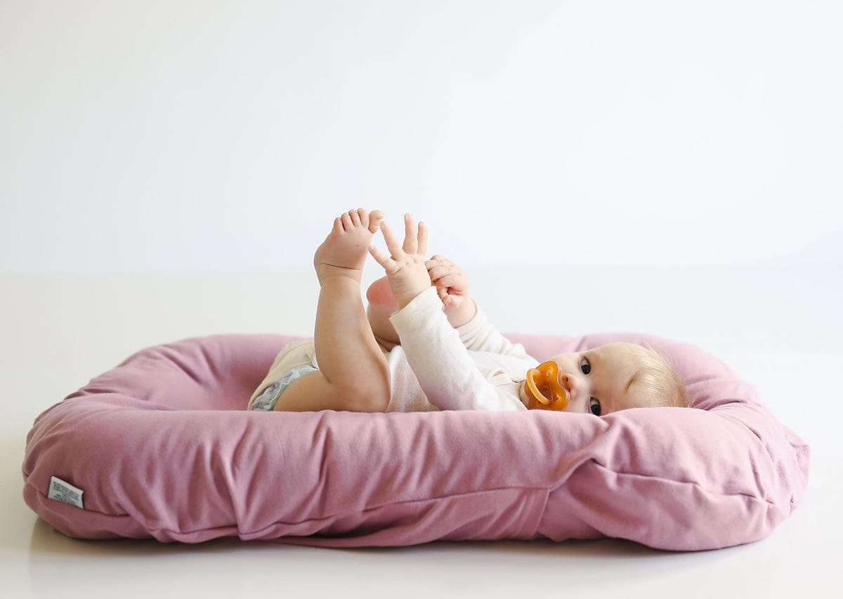 Snuggle Me Organic Lounger & Cover - Bloom