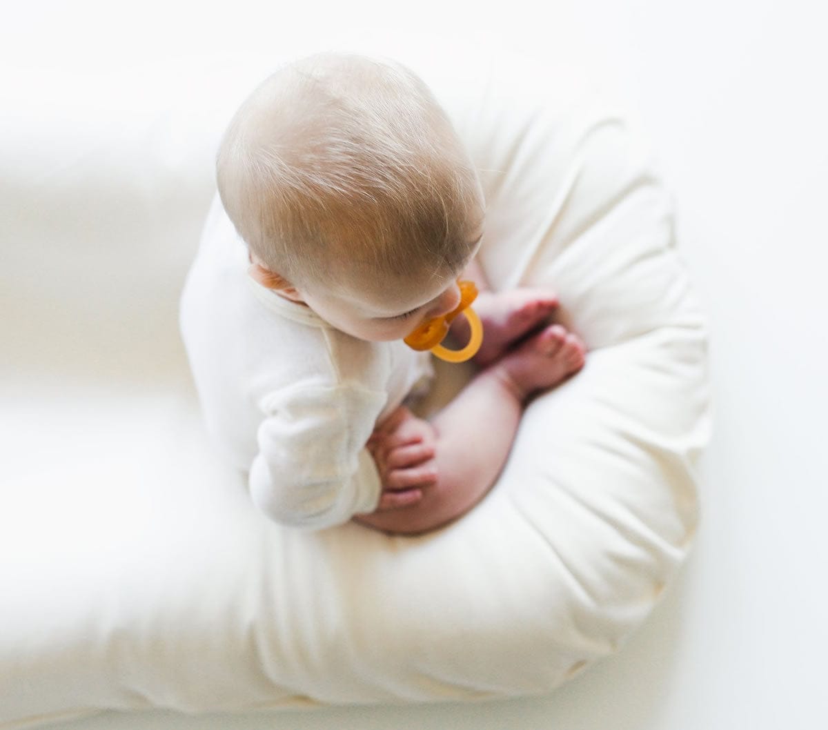 Snuggle Me Organic Lounger & Cover - Natural