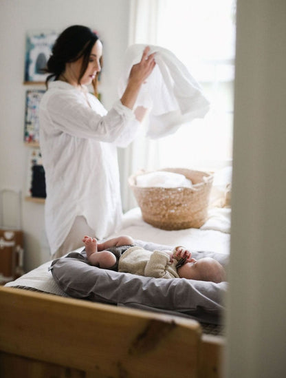 Snuggle Me Organic Lounger & Cover - Pebble Linen