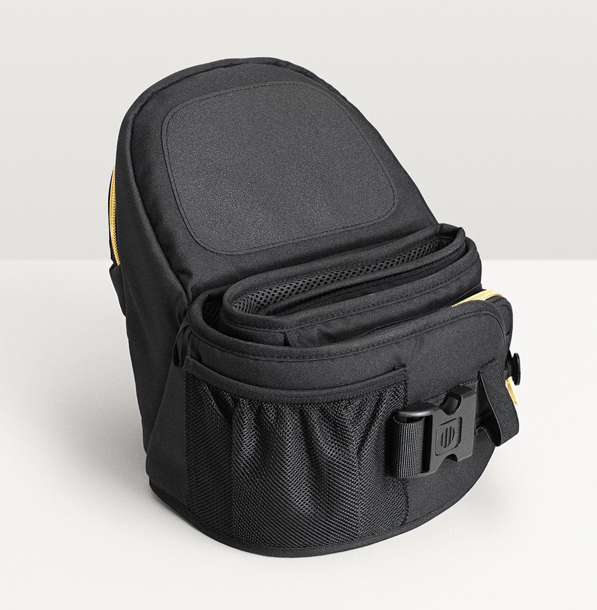 Tushbaby Hip Seat Carrier - Black / Gold - TB-BLACK-GOLD