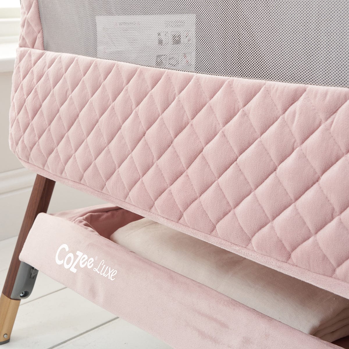 Tutti Bambini CoZee Luxe Bedside Crib - Walnut / Blush