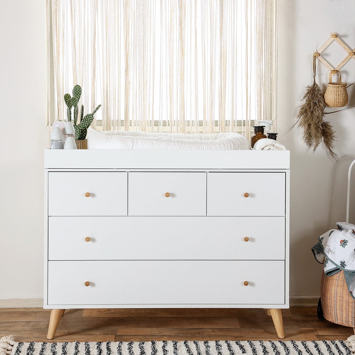 dadada Austin 5-Drawer Dresser dadada Austin 5-Drawer Dresser