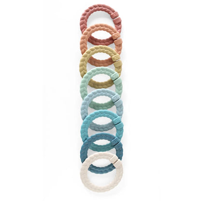 Itzy Ritzy Itzy Rings Linking Ring Set - Rainbow - LNK8450