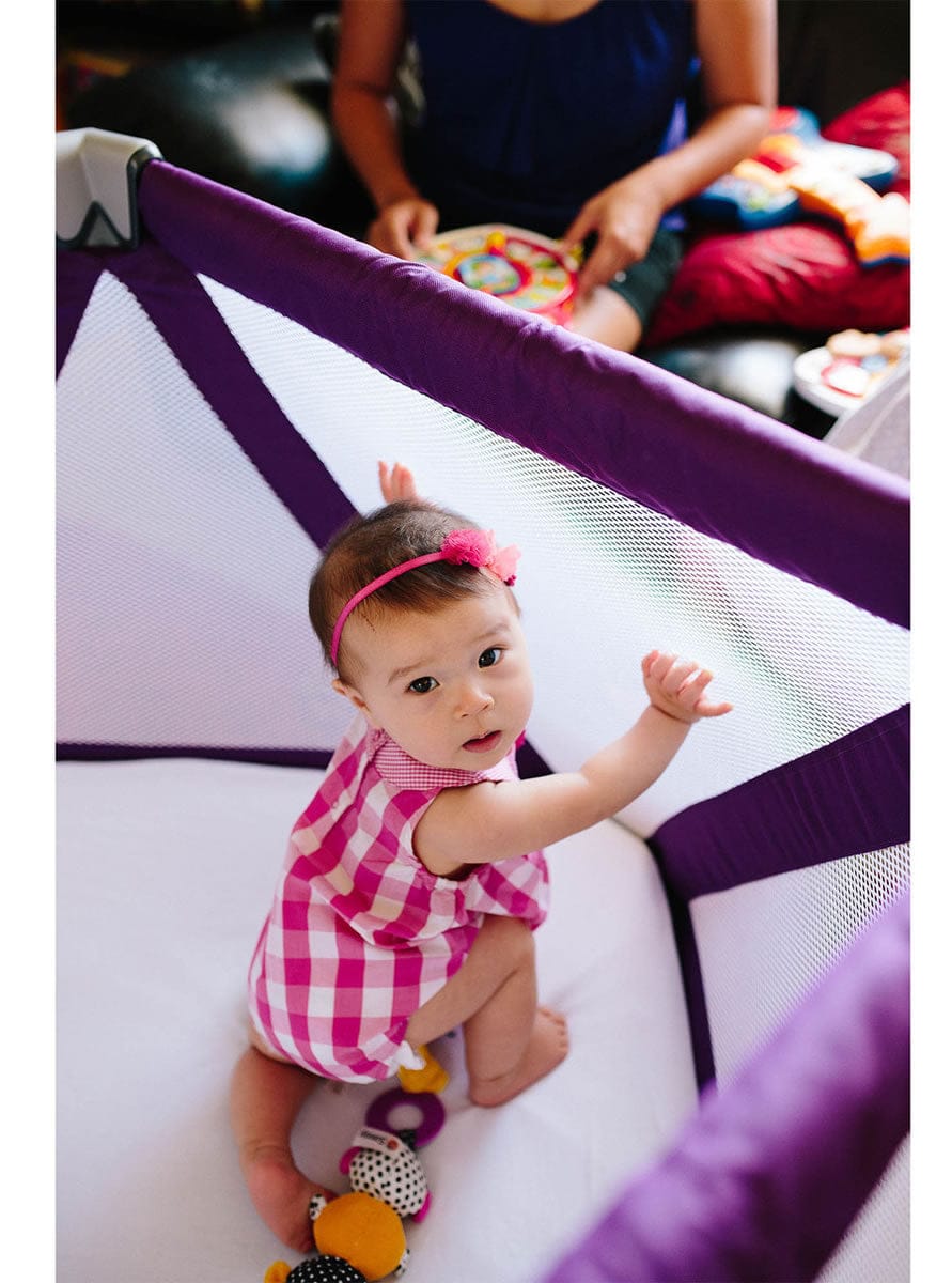 Joovy Moon Room Playard - Black - 7007-J