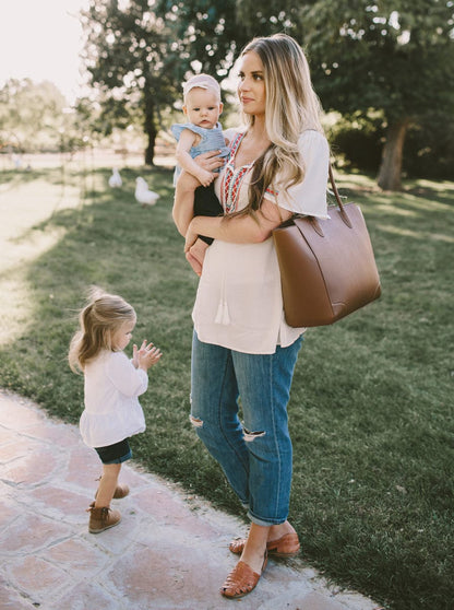 Little Unicorn Brookside Tote - Brown