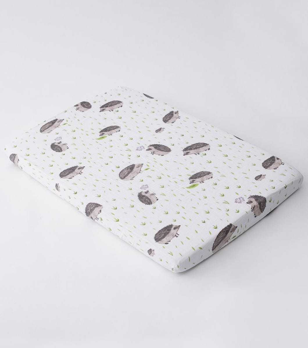 Little Unicorn Cotton Muslin Mini Crib Sheet - Hedgehog - UN0906