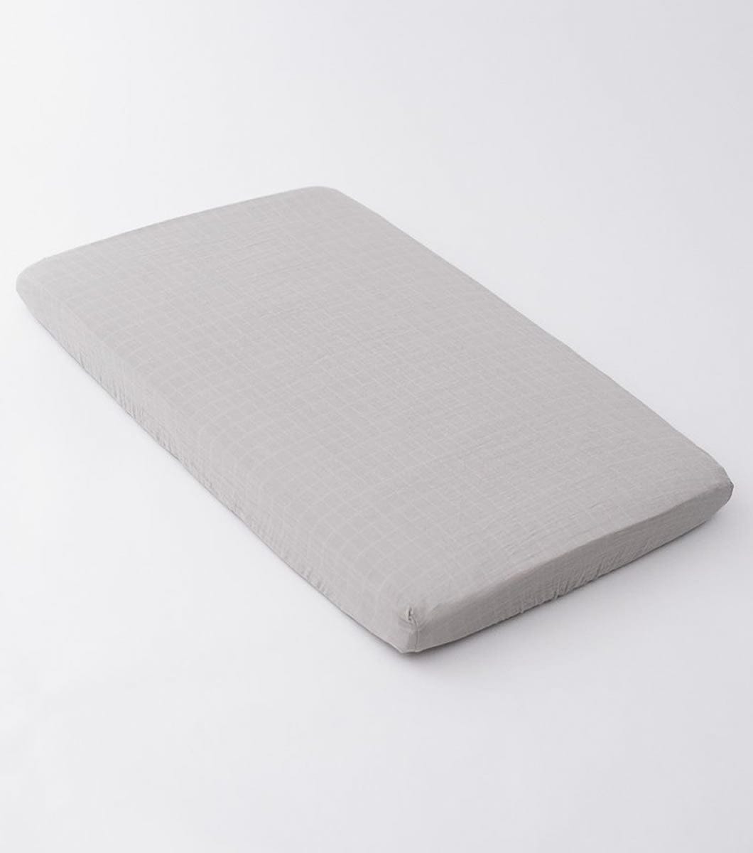 Little Unicorn Cotton Muslin Mini Crib Sheet - Warm Grey - UN0909