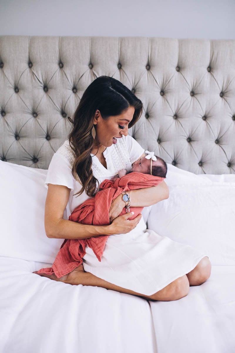 Little Unicorn Cotton Muslin Swaddle - Dusty Rose - UB01A6