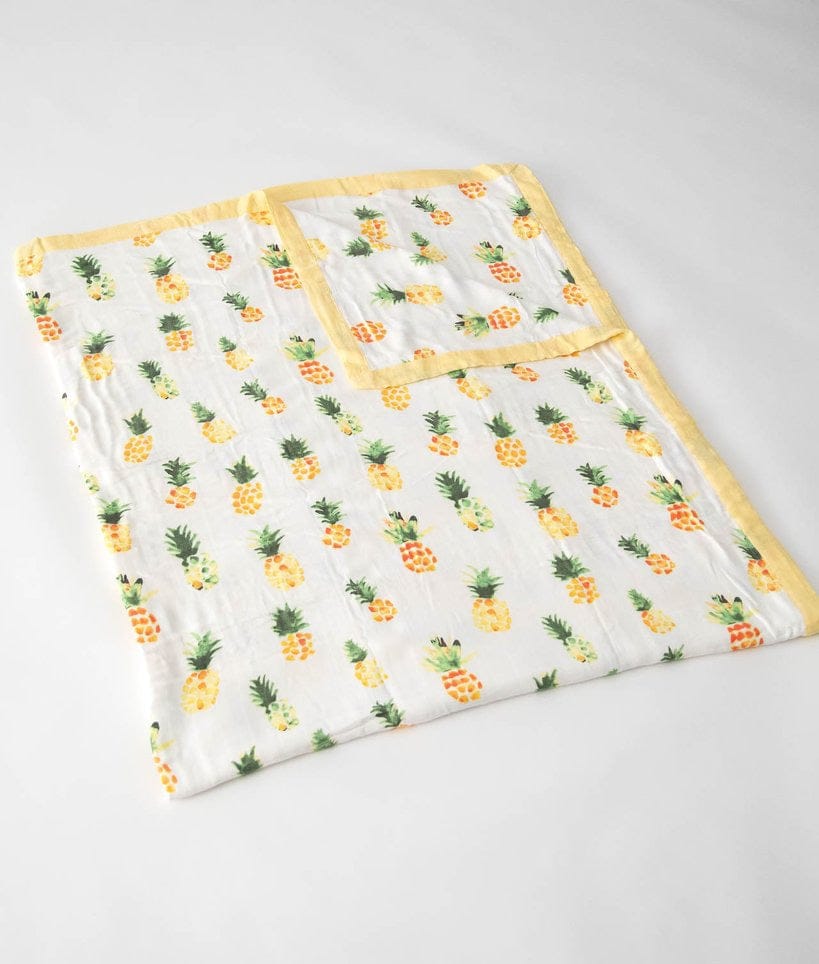 Little Unicorn Deluxe Muslin Big Kid Quilt - Pineapple - UB1803