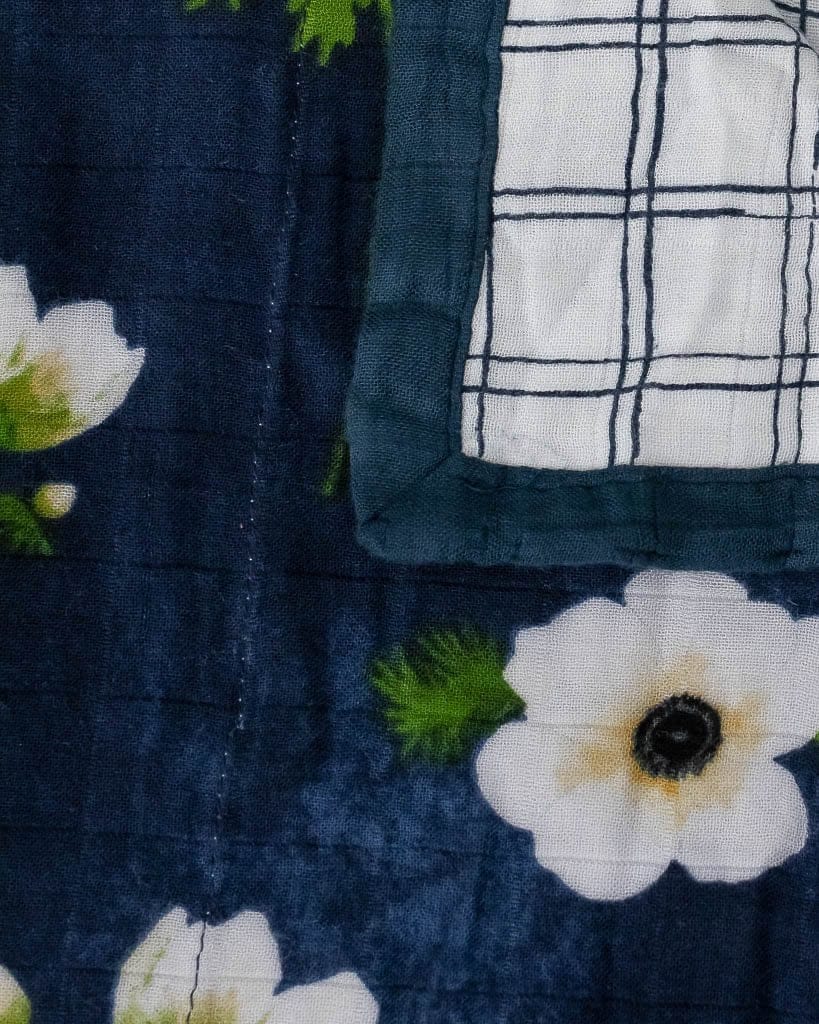 Little Unicorn Deluxe Muslin Quilt - White Anemone - UB0622