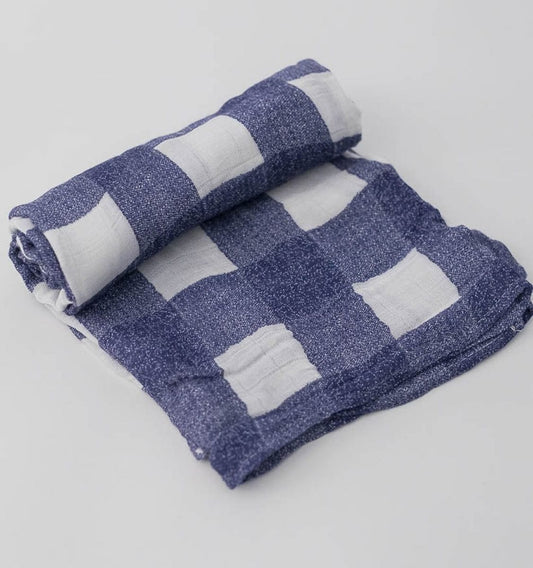 Little Unicorn Deluxe Muslin Swaddle - Blue Plaid - UB0533