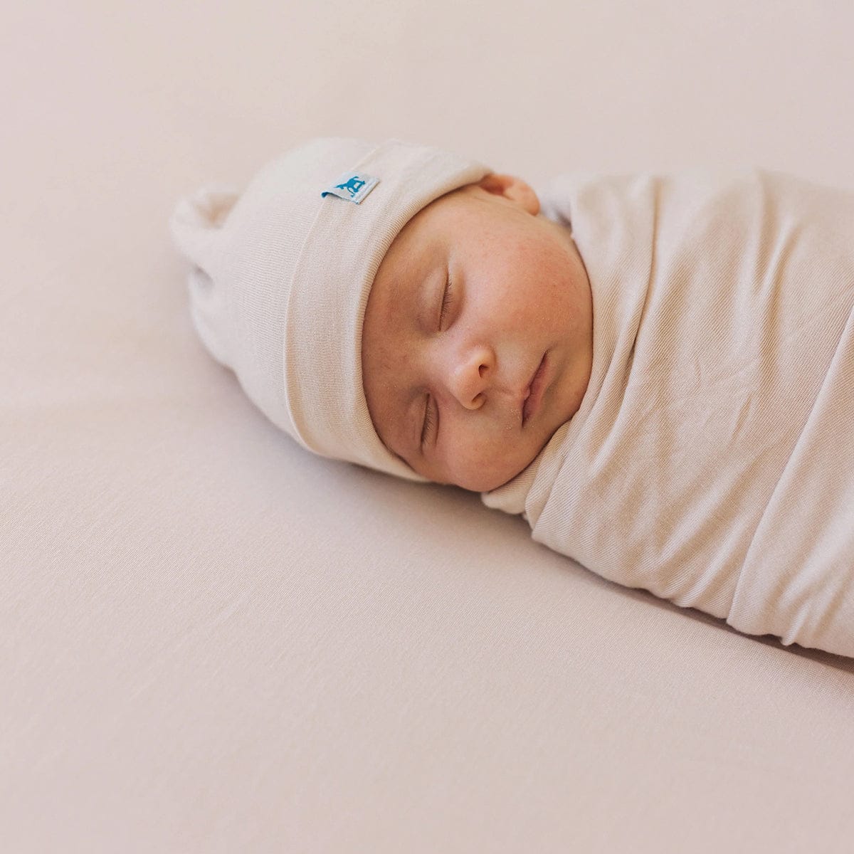 Little Unicorn Stretch Knit Crib Sheet - Soft Blush - UN1209