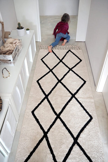 Lorena Canals Bereber Runner - Beige (2' 6" x 7' 6") - C-BW-BE-BEIGE-P