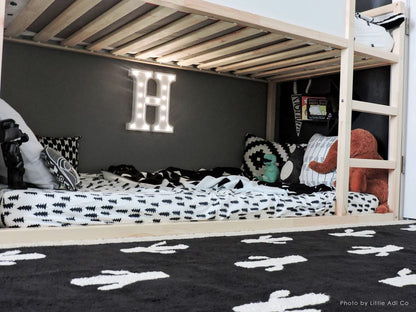 Lorena Canals Cactus Stamp Rug (4' 8" x 6' 7") - C-BW-CACTUS