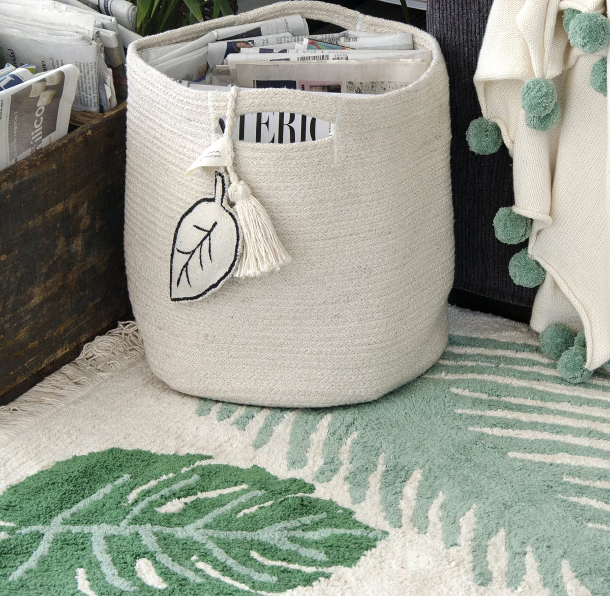 Lorena Canals Leaf Basket - Natural - BSK-LEAF-NAT
