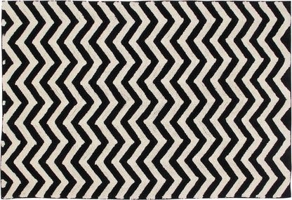 Lorena Canals Zig Zag Rug (4' 8" x 6' 7") - C-BW-ZIGZAG