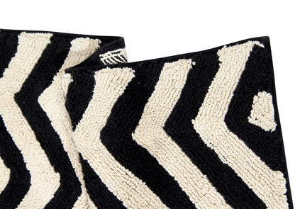 Lorena Canals Zig Zag Rug (4' 8" x 6' 7") - C-BW-ZIGZAG