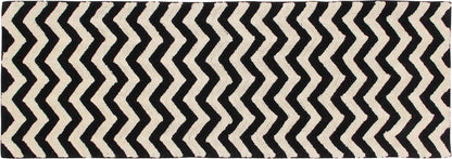 Lorena Canals Zig Zag Runner (2' 6" x 7' 6") - C-BW-ZIGZAG-P