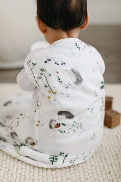 Loulou Lollipop Lightweight Muslin Sleep Bag, 6-18 m - Hedgehogs - BA9003U-HGH-18